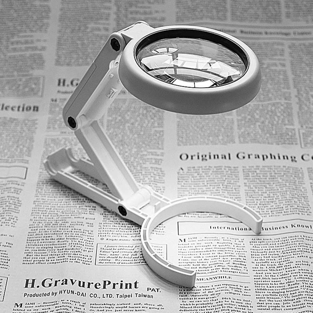 Portable Magnifying Glass